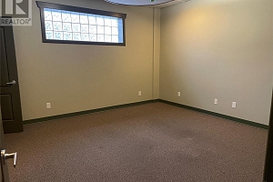 3202 32 Avenue Unit# A - Photo 4