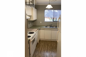 5300 25th Avenue Unit# 10 - Photo 5