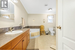 18125 Hereford Road - Photo 22