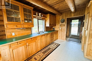 1425 Bobbie Burns Road - Photo 32