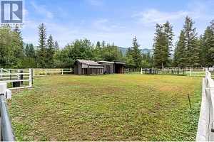 272 Lumby-Mabel Lake Road - Photo 31