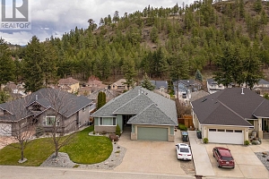 355 Woodpark Crescent - Photo 2