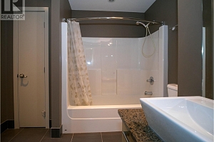 30 Monashee Road Unit# 303 - Photo 27