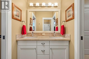 354 Quilchena Drive - Photo 39