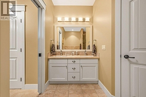 354 Quilchena Drive - Photo 43