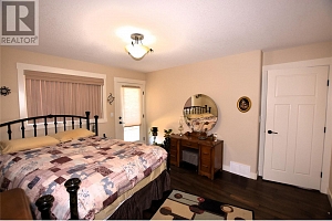 494 Kingfisher Avenue - Photo 22