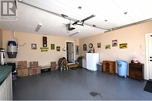 494 Kingfisher Avenue - Photo 33