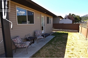 494 Kingfisher Avenue - Photo 36