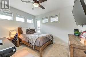 1235 Ponds Avenue - Photo 44