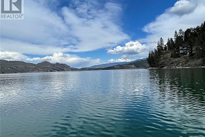 5649 Cosens Bay Road Unit# 8 - Photo 14