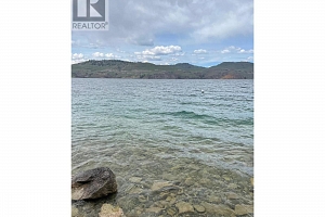 5649 Cosens Bay Road Unit# 8 - Photo 23