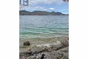 5649 Cosens Bay Road Unit# 8 - Photo 26