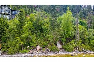 5649 Cosens Bay Road Unit# 8 - Photo 4