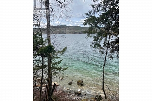 5649 Cosens Bay Road Unit# 8 - Photo 8