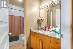 9802 Silver Star Road Unit# 104 - Photo 5