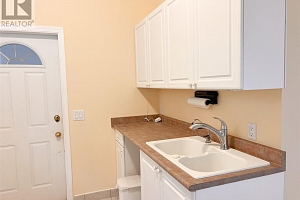 3765 Lornell Crescent - Photo 25