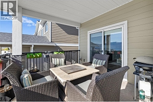 2353 Hawks Boulevard - Photo 16