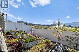 2353 Hawks Boulevard - Photo 33