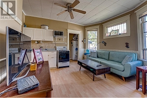 3008 26 Street - Photo 10