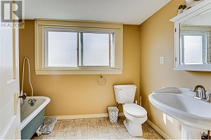 3008 26 Street - Photo 29