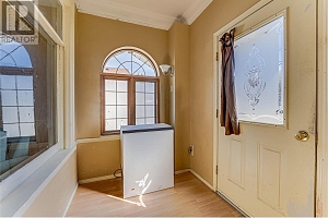 3008 26 Street - Photo 7
