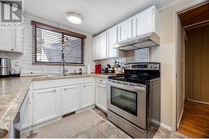3850 Highland Park Drive - Photo 13