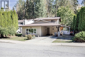 3850 Highland Park Drive - Photo 2