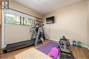 3850 Highland Park Drive - Photo 33