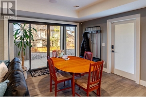 460 Rockview Lane - Photo 33