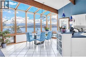 3765 Westside Road N - Photo 2