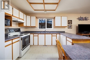 438 Parfitt Court - Photo 13