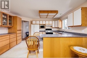 438 Parfitt Court - Photo 16