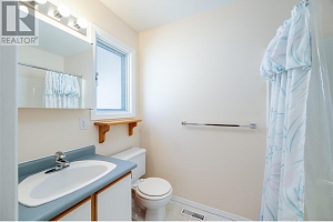 438 Parfitt Court - Photo 34