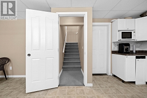340 Hillaby Avenue - Photo 42