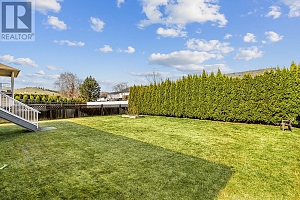 340 Hillaby Avenue - Photo 7