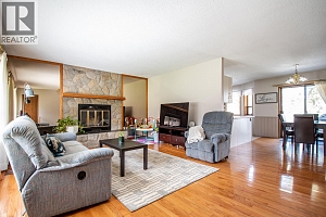 3402 Lockhart Drive - Photo 4