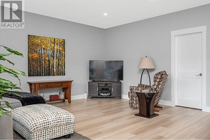 533 Loon Avenue - Photo 16