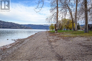 533 Loon Avenue - Photo 40