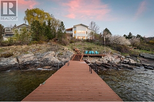 5538 Lakeshore Road - Photo 2