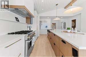 5538 Lakeshore Road - Photo 7