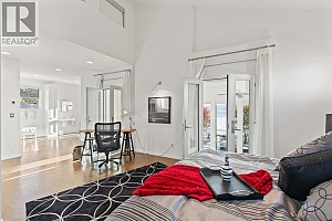 976 Manhattan Drive - Photo 13