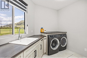 7260 Highway 6 - Photo 27