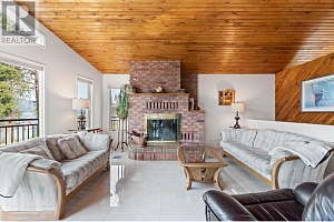 9983 Okanagan Centre Road W - Photo 19