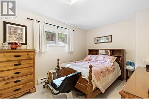 9983 Okanagan Centre Road W - Photo 24