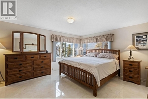 9983 Okanagan Centre Road W - Photo 26