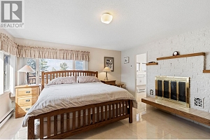 9983 Okanagan Centre Road W - Photo 27