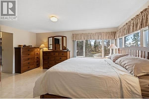 9983 Okanagan Centre Road W - Photo 28