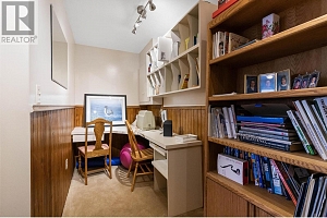 9983 Okanagan Centre Road W - Photo 35