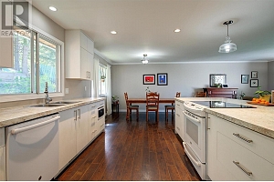 1363 Ponderosa Road - Photo 3
