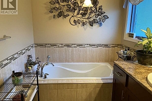 27 Preston Crescent - Photo 15